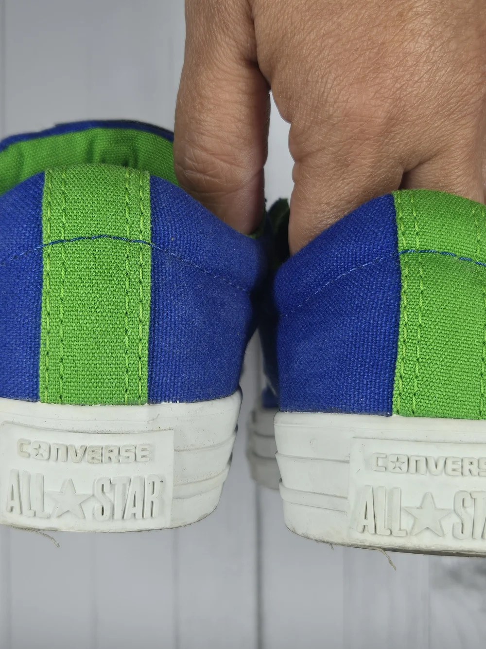 Converse Kids Low Top Sneakers in Blue and Green Sz 13
